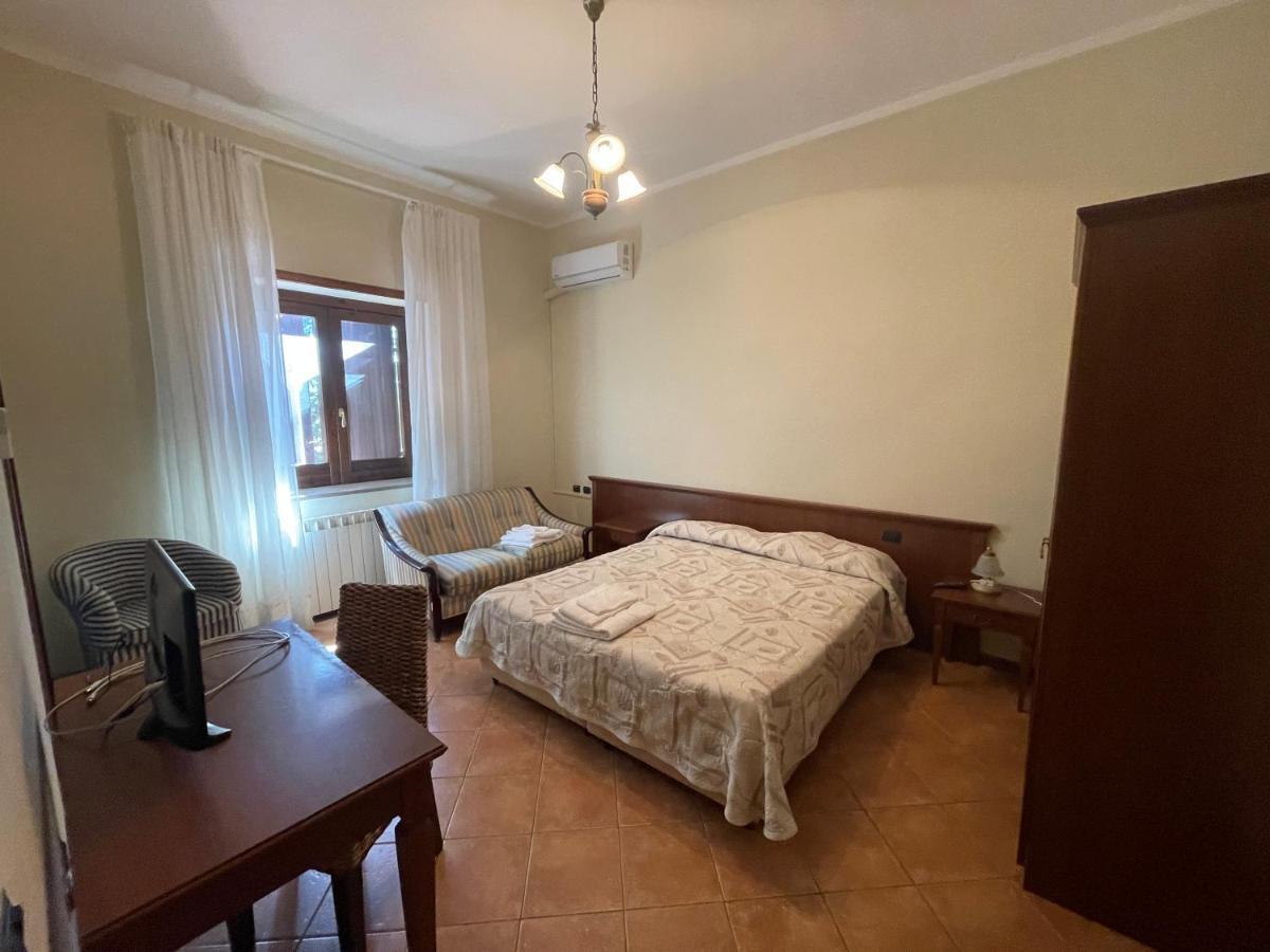 Agriturismo Al Gallo Verde Altavilla Silentina Kültér fotó